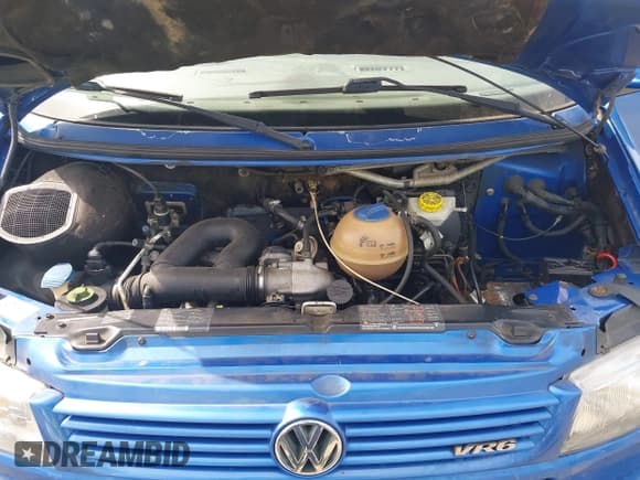 ✅ 2000 Volkswagen EuroVan • VIN: WV2MH4703YH022435 • Lot: 42106304. Listed on IAAI with 185,376 mi. Free auction sales archive from the USA and detailed vehicle history report at DreamBid. Image 10.