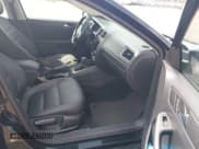 ✅ 2011 Volkswagen Jetta SE • VIN: 3VWDZ7AJ0BM306118 • Lot: 43123917. Wystawiony na IAAI z przebiegiem 149 920 mil. Bezpłatny archiwum sprzedaży aukcyjnych z USA i szczegółowy raport historii pojazdu na DreamBid. Zdjęcie 5.