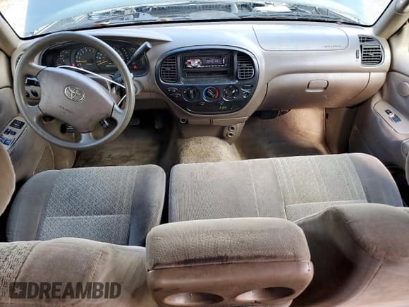 ✅ 2003 Toyota Tundra SR5 • VIN: 5TBRN341X3S396378 • Lot: 90815095. Wystawiony na Copart z przebiegiem 299 242 mil. Bezpłatny archiwum sprzedaży aukcyjnych z USA i szczegółowy raport historii pojazdu na DreamBid. Zdjęcie 8.