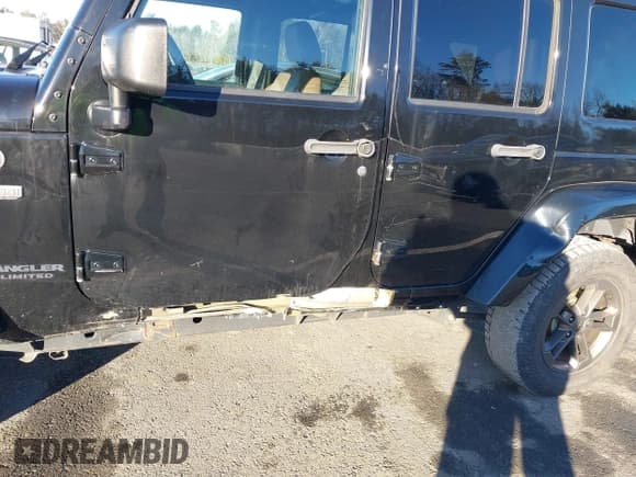 ✅ 2016 Jeep Wrangler Unlimited Sahara • VIN: 1C4BJWEGXGL253835 • Лот: 41075936. Опубликован ранее на IAAI с пробегом 137 749 миль. Бесплатный доступ к архиву аукционных продаж из США и подробный отчёт об истории автомобиля на DreamBid. Изображение 6.