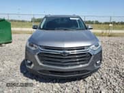 ✅ 2019 Chevrolet Traverse LT Cloth • VIN: 1GNERGKW9KJ285453 • Lot: 72084555. Wystawiony na Copart z przebiegiem 120 788 mil. Bezpłatny archiwum sprzedaży aukcyjnych z USA i szczegółowy raport historii pojazdu na DreamBid. Zdjęcie 5.