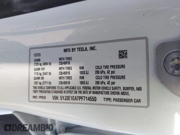 ✅ 2023 Tesla Model 3 • VIN: 5YJ3E1EA7PF714550 • Lot: 43344903. Wystawiony na IAAI z przebiegiem 22 881 mil. Bezpłatny archiwum sprzedaży aukcyjnych z USA i szczegółowy raport historii pojazdu na DreamBid. Zdjęcie 9.