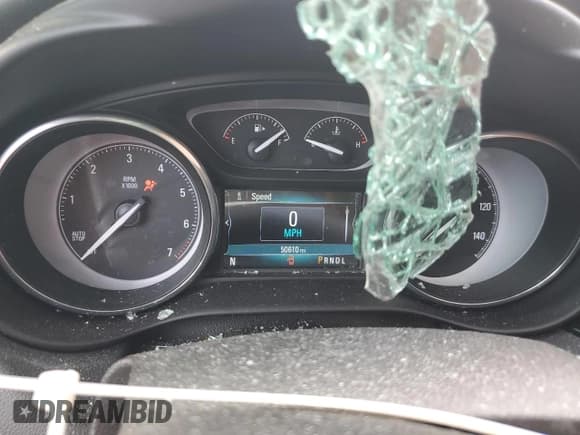 ✅ 2019 Buick Envision Essence • VIN: LRBFXCSA8KD146475 • Lot: 85701055. Wystawiony na Copart z przebiegiem 50 610 mil. Bezpłatny archiwum sprzedaży aukcyjnych z USA i szczegółowy raport historii pojazdu na DreamBid. Zdjęcie 9.