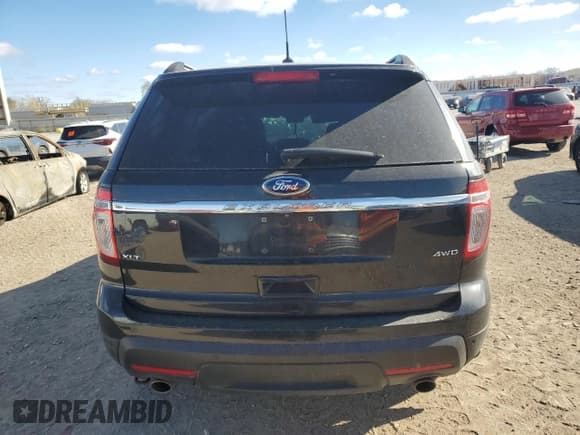 ✅ 2015 Ford Explorer XLT • VIN: 1FM5K8D81FGC20371 • Lot: 92082925. Wystawiony na Copart z przebiegiem 167 394 mil. Bezpłatny archiwum sprzedaży aukcyjnych z USA i szczegółowy raport historii pojazdu na DreamBid. Zdjęcie 6.