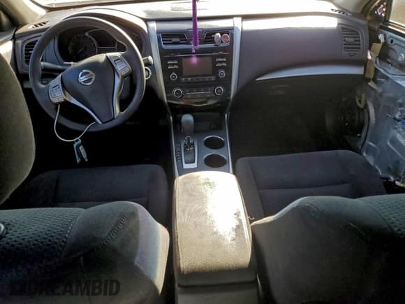 ✅ 2015 Nissan Altima 2.5 • VIN: 1N4AL3AP4FN337748 • Lot: 93451465. Listed on Copart with 133,726 mi. Free auction sales archive from the USA and detailed vehicle history report at DreamBid. Image 8.