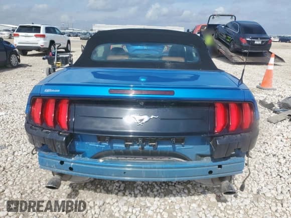 ✅ 2021 Ford Mustang EcoBoost • VIN: 1FATP8UH4M5116615 • Lot: 64614455. Wystawiony na Copart z przebiegiem 64 747 mil. Bezpłatny archiwum sprzedaży aukcyjnych z USA i szczegółowy raport historii pojazdu na DreamBid. Zdjęcie 6.
