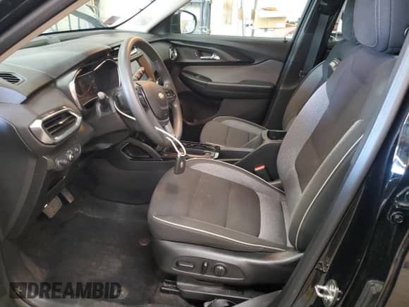 2023 Chevrolet TrailBlazer LT с VIN KL79MPSL6PB209461, выставлен на аукционе Copart как лот 70360855 с пробегом 17 280 миль миль и Списание • Salvage title. История ставок и продаж доступна на DreamBid. Изображение 7.