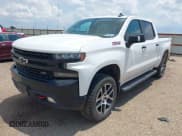 ✅ 2019 Chevrolet Silverado 1500 LT Trail Boss • VIN: 3GCPYFED3KG123716 • Lot: 42710140. Wystawiony na IAAI z przebiegiem 118 170 mil. Bezpłatny archiwum sprzedaży aukcyjnych z USA i szczegółowy raport historii pojazdu na DreamBid. Zdjęcie 2.