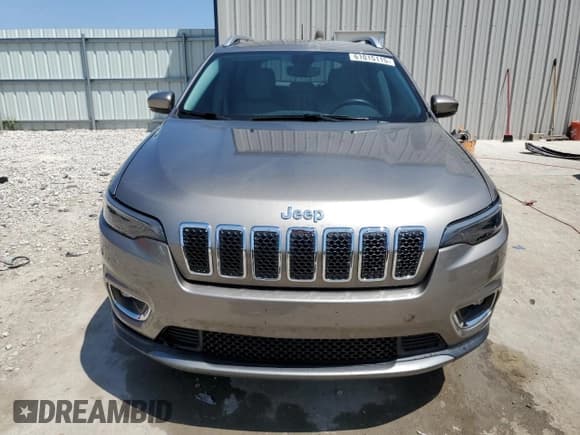✅ 2019 Jeep Cherokee Limited • VIN: 1C4PJMDNXKD116701 • Lot: 61015115. Listed on Copart with 31,572 mi. Free auction sales archive from the USA and detailed vehicle history report at DreamBid. Image 5.