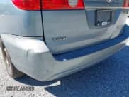 ✅ 2006 Toyota Sienna CE • VIN: 5TDZA23C36S555648 • Lot: 43447486. Wystawiony na IAAI z przebiegiem 261 375 mil. Bezpłatny archiwum sprzedaży aukcyjnych z USA i szczegółowy raport historii pojazdu na DreamBid. Zdjęcie 6.