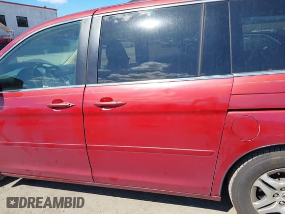 ✅ 2006 Honda Odyssey EX • VIN: 5FNRL38406B401260 • Lot: 43075833. Listed on IAAI with 365,313 mi. Free auction sales archive from the USA and detailed vehicle history report at DreamBid. Image 14.