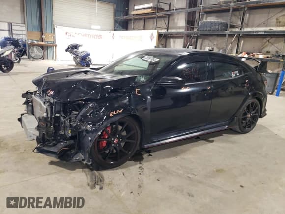 ✅ 2017 Honda Civic Type R Touring • VIN: SHHFK8G75HU200700 • Lot: 72267994. Wystawiony na Copart z przebiegiem 85 454 mil. Bezpłatny archiwum sprzedaży aukcyjnych z USA i szczegółowy raport historii pojazdu na DreamBid. Zdjęcie 1.