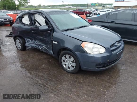 ✅ 2010 Hyundai Accent GS • VIN: KMHCM3ACXAU181917 • Лот: 42149188. Опубликован ранее на IAAI с пробегом 137 023 миль. Бесплатный доступ к архиву аукционных продаж из США и подробный отчёт об истории автомобиля на DreamBid. Изображение 1.
