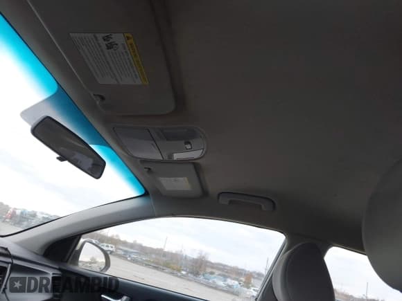 ✅ 2019 Kia Rio S • VIN: 3KPA25AB2KE179485 • Lot: 43667556. Wystawiony na IAAI z przebiegiem 211 281 mil. Bezpłatny archiwum sprzedaży aukcyjnych z USA i szczegółowy raport historii pojazdu na DreamBid. Zdjęcie 21.