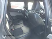 ✅ 2023 Jeep Compass Altitude • VIN: 3C4NJDBN2PT541941 • Lot: 41107743. Wystawiony na IAAI z przebiegiem 14 941 mil. Bezpłatny archiwum sprzedaży aukcyjnych z USA i szczegółowy raport historii pojazdu na DreamBid. Zdjęcie 8.