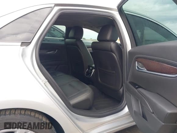 ✅ 2019 Cadillac XTS Luxury • VIN: 2G61M5S33K9154534 • Lot: 43756384. Listed on IAAI with 82,791 mi. Free auction sales archive from the USA and detailed vehicle history report at DreamBid. Image 8.