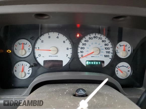 ✅ 2004 Dodge 1500 SLT • VIN: 1D7HA18D64S737720 • Лот: 78172304. Опубликован ранее на Copart с пробегом Не указан. Бесплатный доступ к архиву аукционных продаж из США и подробный отчёт об истории автомобиля на DreamBid. Изображение 9.