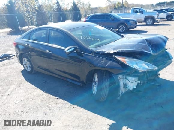 ✅ 2014 Hyundai Sonata GLS • VIN: 5NPEB4AC2EH926510 • Lot: 43521608. Wystawiony na IAAI z przebiegiem 83 018 mil. Bezpłatny archiwum sprzedaży aukcyjnych z USA i szczegółowy raport historii pojazdu na DreamBid. Zdjęcie 1.