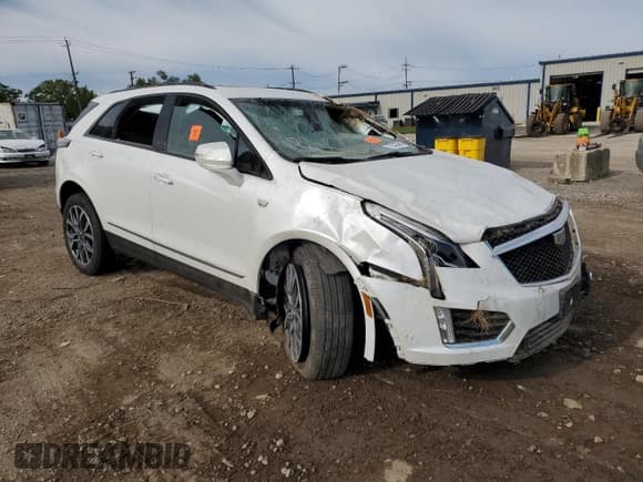✅ 2023 Cadillac XT5 AWD Sport • VIN: 1GYKNHRS3PZ112305 • Лот: 70352365. Опубликован ранее на Copart с пробегом Не указан. Бесплатный доступ к архиву аукционных продаж из США и подробный отчёт об истории автомобиля на DreamBid. Изображение 4.