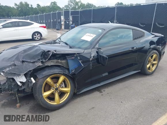 ✅ 2015 Ford Mustang V6 • VIN: 1FA6P8AM2F5328687 • Lot: 42999516. Listed on IAAI with 137,268 mi. Free auction sales archive from the USA and detailed vehicle history report at DreamBid. Image 6.