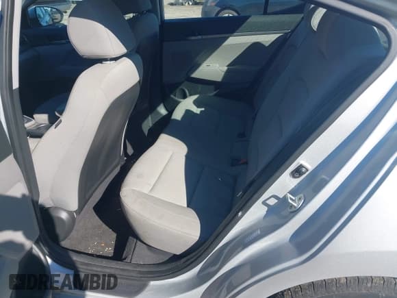 ✅ 2018 Hyundai Elantra SE • VIN: KMHD74LF9JU577362 • Лот: 43027160. Опубликован ранее на IAAI с пробегом 54 365 миль. Бесплатный доступ к архиву аукционных продаж из США и подробный отчёт об истории автомобиля на DreamBid. Изображение 8.