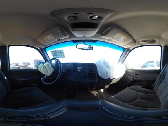 ✅ 2003 Chevrolet Silverado 2500HD LS • VIN: 1GCHK23U13F169243 • Lot: 43764426. Wystawiony na IAAI z przebiegiem 207 587 mil. Bezpłatny archiwum sprzedaży aukcyjnych z USA i szczegółowy raport historii pojazdu na DreamBid. Zdjęcie 18.