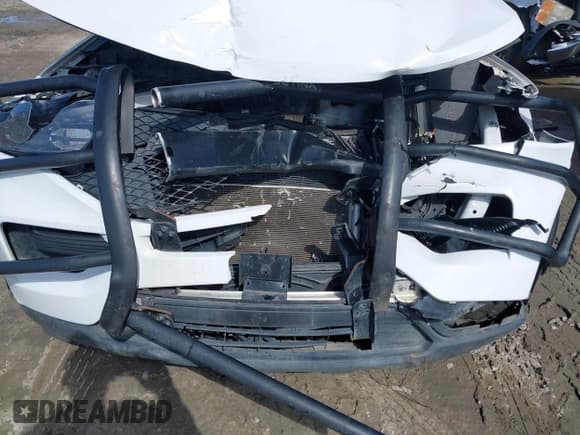 ✅ 2022 Ford Police Interceptor Utility • VIN: 1FM5K8AB9NGA26864 • Lot: 41629292. Wystawiony na IAAI z przebiegiem Nie podano. Bezpłatny archiwum sprzedaży aukcyjnych z USA i szczegółowy raport historii pojazdu na DreamBid. Zdjęcie 6.