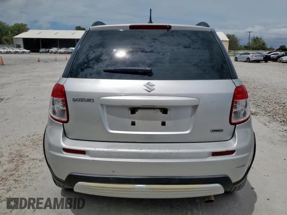 ✅ 2008 Suzuki SX4 • VIN: JS2YB413985100180 • Lot: 69183785. Wystawiony na Copart z przebiegiem 159 284 mil. Bezpłatny archiwum sprzedaży aukcyjnych z USA i szczegółowy raport historii pojazdu na DreamBid. Zdjęcie 6.