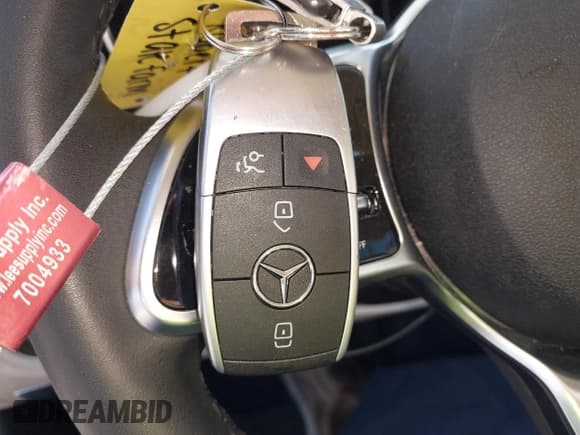 ✅ 2020 Mercedes-Benz C 300 • VIN: WDDWF8DB9LR558941 • Lot: 42706308. Listed on IAAI with 25,486 mi. Free auction sales archive from the USA and detailed vehicle history report at DreamBid. Image 11.