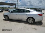 ✅ 2013 Buick LaCrosse Leather • VIN: 1G4GC5ER1DF156654 • Lot: 62234385. Wystawiony na Copart z przebiegiem 136 687 mil. Bezpłatny archiwum sprzedaży aukcyjnych z USA i szczegółowy raport historii pojazdu na DreamBid. Zdjęcie 2.