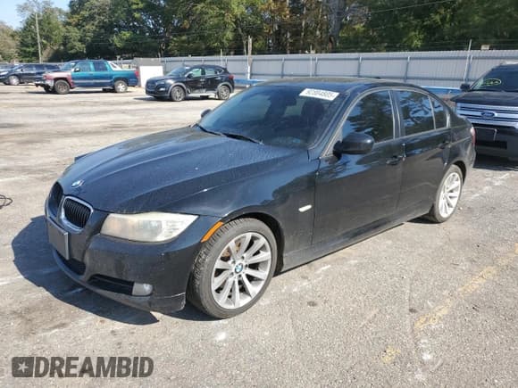 ✅ 2011 BMW 3 Series 328i • VIN: WBAPH7C55BA801993 • Lot: 92884805. Listed on Copart with 95,442 mi. Free auction sales archive from the USA and detailed vehicle history report at DreamBid. Image 1.