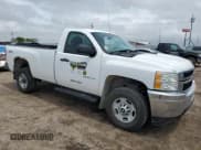 ✅ 2013 Chevrolet Silverado 2500HD Work Truck • VIN: 1GC0KVCG1DF176641 • Lot: 57425785. Wystawiony na Copart z przebiegiem 195 846 mil. Bezpłatny archiwum sprzedaży aukcyjnych z USA i szczegółowy raport historii pojazdu na DreamBid. Zdjęcie 4.