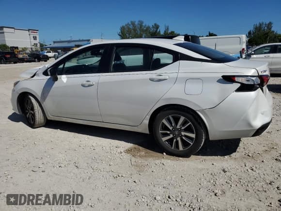 ✅ 2021 Nissan Versa SV • VIN: 3N1CN8EV9ML855440 • Lot: 90912905. Wystawiony na Copart z przebiegiem 125 733 mil. Bezpłatny archiwum sprzedaży aukcyjnych z USA i szczegółowy raport historii pojazdu na DreamBid. Zdjęcie 2.