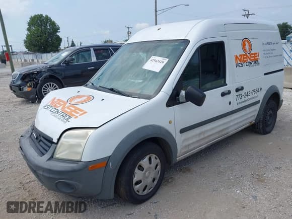 ✅ 2013 Ford Transit Connect XL • VIN: NM0LS7CN6DT156925 • Lot: 42943120. Listed on IAAI with 144,582 mi. Free auction sales archive from the USA and detailed vehicle history report at DreamBid. Image 2.