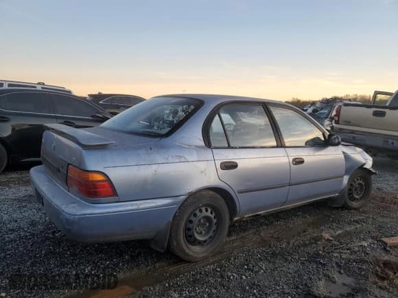 ✅ 1995 Toyota Corolla DX • VIN: JT2AE09B8S0101020 • Lot: 80490114. Listed on Copart with Not provided. Free auction sales archive from the USA and detailed vehicle history report at DreamBid. Image 3.