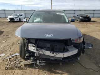 2022 Hyundai Ioniq 5 Limited z VIN KM8KRDAF8NU087747, wystawiony jako Copart lot #43249744 z przebiegiem 20 930 mil mil oraz Szkoda całkowita • Salvage title. Historia ofert i sprzedaży dostępna na DreamBid. Obrazek 5.