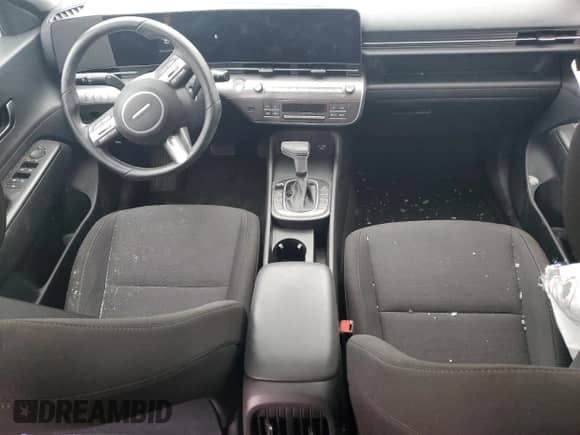 2024 Hyundai Kona SEL with VIN KM8HBCAB7RU078114, listed as a Copart auction lot 45642475 with 32,148 mi miles and Clean title. Bid and sale history available at DreamBid. Image 8.