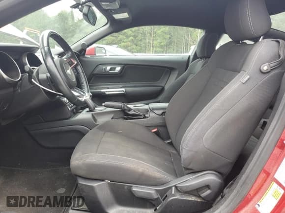 ✅ 2020 Ford Mustang EcoBoost • VIN: 1FA6P8TH2L5132843 • Лот: 81847475. Опубликован ранее на Copart с пробегом 63 060 миль. Бесплатный доступ к архиву аукционных продаж из США и подробный отчёт об истории автомобиля на DreamBid. Изображение 7.