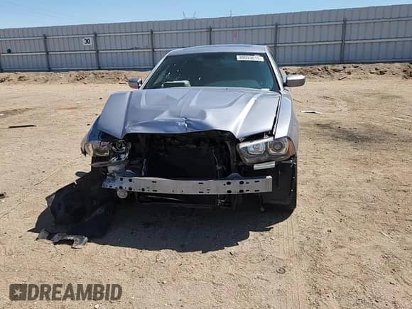 ✅ 2014 Dodge Charger RT • VIN: 2C3CDXCT1EH199549 • Lot: 80093615. Wystawiony na Copart z przebiegiem 180 767 mil. Bezpłatny archiwum sprzedaży aukcyjnych z USA i szczegółowy raport historii pojazdu na DreamBid. Zdjęcie 14.