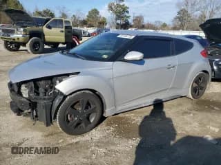 ✅ 2013 Hyundai Veloster Turbo • VIN: KMHTC6AE9DU106958 • Lot: 46146775. Wystawiony na Copart z przebiegiem 96 492 mil. Bezpłatny archiwum sprzedaży aukcyjnych z USA i szczegółowy raport historii pojazdu na DreamBid. Zdjęcie 1.
