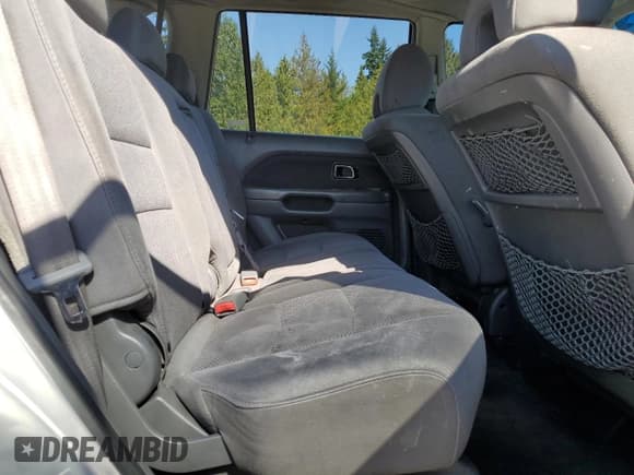 ✅ 2006 Honda Pilot EX • VIN: 5FNYF284X6B017838 • Lot: 81323735. Listed on Copart with 170,613 mi. Free auction sales archive from the USA and detailed vehicle history report at DreamBid. Image 11.