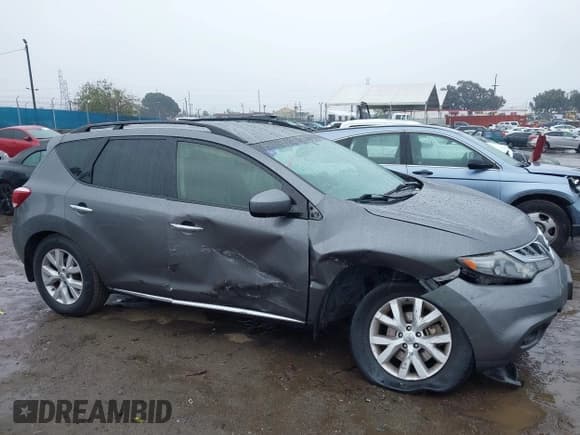 ✅ 2014 Nissan Murano SL • VIN: JN8AZ1MU9EW400371 • Lot: 43704959. Wystawiony na IAAI z przebiegiem 112 629 mil. Bezpłatny archiwum sprzedaży aukcyjnych z USA i szczegółowy raport historii pojazdu na DreamBid. Zdjęcie 13.