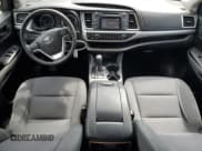 ✅ 2019 Toyota Highlander LE • VIN: 5TDZZRFH9KS303776 • Lot: 83829635. Listed on Copart with 92,633 mi. Free auction sales archive from the USA and detailed vehicle history report at DreamBid. Image 8.