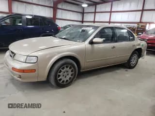 ✅ 1998 Nissan Maxima GXE • VIN: JN1CA21D7WM900325 • Лот: 62281515. Опубликован ранее на Copart с пробегом 139 901 миль. Бесплатный доступ к архиву аукционных продаж из США и подробный отчёт об истории автомобиля на DreamBid. Изображение 1.