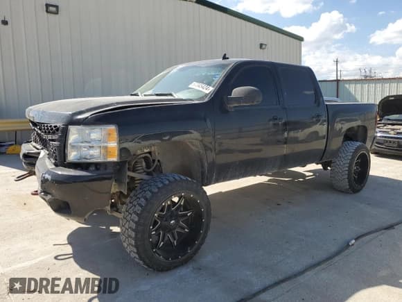 ✅ 2013 Chevrolet Silverado 1500 LT • VIN: 3GCPKSE21DG317513 • Lot: 67345424. Listed on Copart with 177,448 mi. Free auction sales archive from the USA and detailed vehicle history report at DreamBid. Image 1.