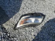 ✅ 2017 Ford Explorer Platinum • VIN: 1FM5K8HT9HGA01868 • Lot: 56565135. Wystawiony na Copart z przebiegiem 130 594 mil. Bezpłatny archiwum sprzedaży aukcyjnych z USA i szczegółowy raport historii pojazdu na DreamBid. Zdjęcie 13.