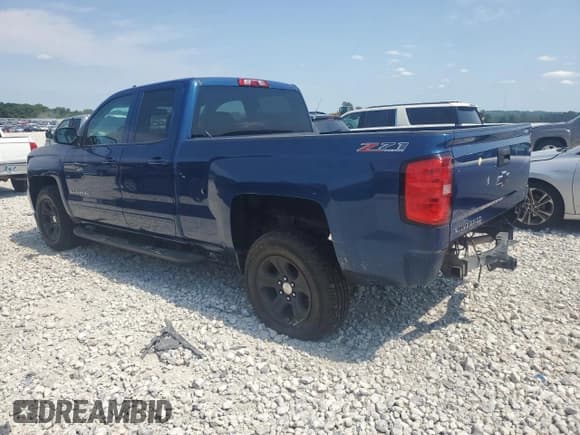 ✅ 2016 Chevrolet Silverado 1500 LT • VIN: 1GCVKREC7GZ410565 • Лот: 65831964. Опубликован ранее на Copart с пробегом 118 738 миль. Бесплатный доступ к архиву аукционных продаж из США и подробный отчёт об истории автомобиля на DreamBid. Изображение 2.