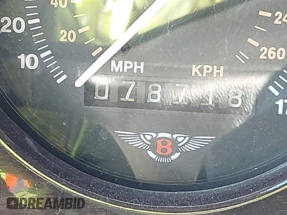 ✅ 1991 Bentley Mulsanne • VIN: SCBZS02D6MCX34585 • Lot: 41423694. Wystawiony na IAAI z przebiegiem 78 718 mil. Bezpłatny archiwum sprzedaży aukcyjnych z USA i szczegółowy raport historii pojazdu na DreamBid. Zdjęcie 14.