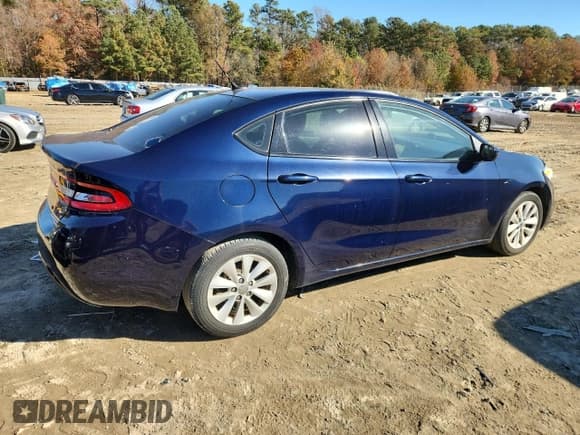 ✅ 2015 Dodge Dart Aero • VIN: 1C3CDFDH9ED902445 • Лот: 91512675. Опубликован ранее на Copart с пробегом 199 719 миль. Бесплатный доступ к архиву аукционных продаж из США и подробный отчёт об истории автомобиля на DreamBid. Изображение 3.