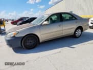 ✅ 2004 Toyota Camry LE • VIN: 4T1BE32K94U938132 • Лот: 82270525. Опубликован ранее на Copart с пробегом 195 537 миль. Бесплатный доступ к архиву аукционных продаж из США и подробный отчёт об истории автомобиля на DreamBid. Изображение 1.